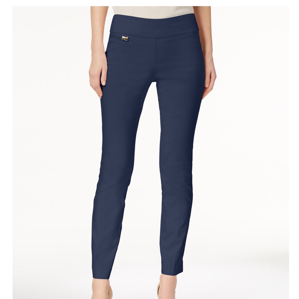 Alfani women’s navy petite size 16 dress pants